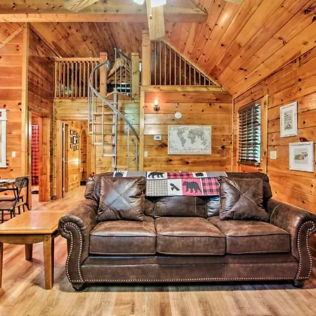 Charming Pigeon Forge Cabin With Private Hot Tub! Sevierville Exterior photo