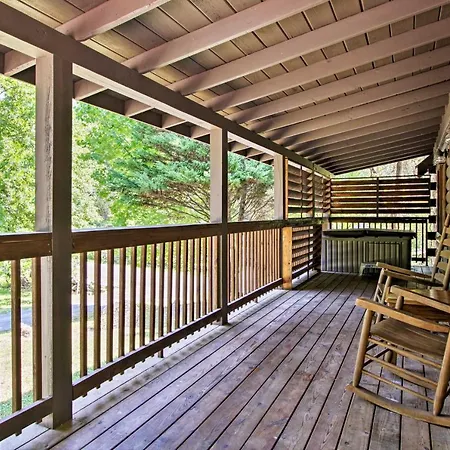 Charming Pigeon Forge Cabin With Private Hot Tub! Sevierville Exterior photo