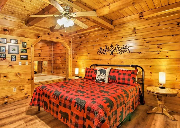 Charming Pigeon Forge Cabin With Private Hot Tub!