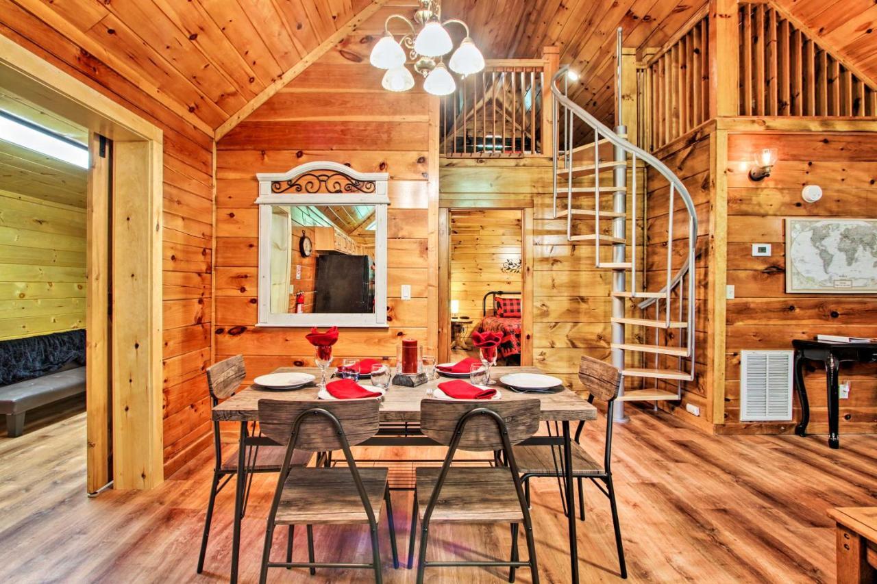 Charming Pigeon Forge With Private Hot Tub! Holiday home